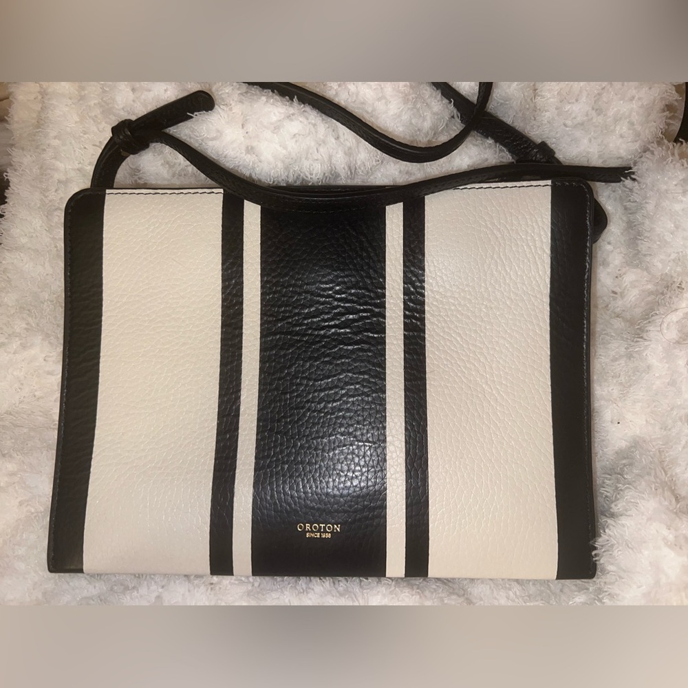 Oroton Black Crossbody Bag - Picture 8 of 11